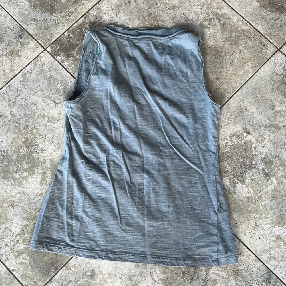 Blue Tank Top - Picture 4 of 5